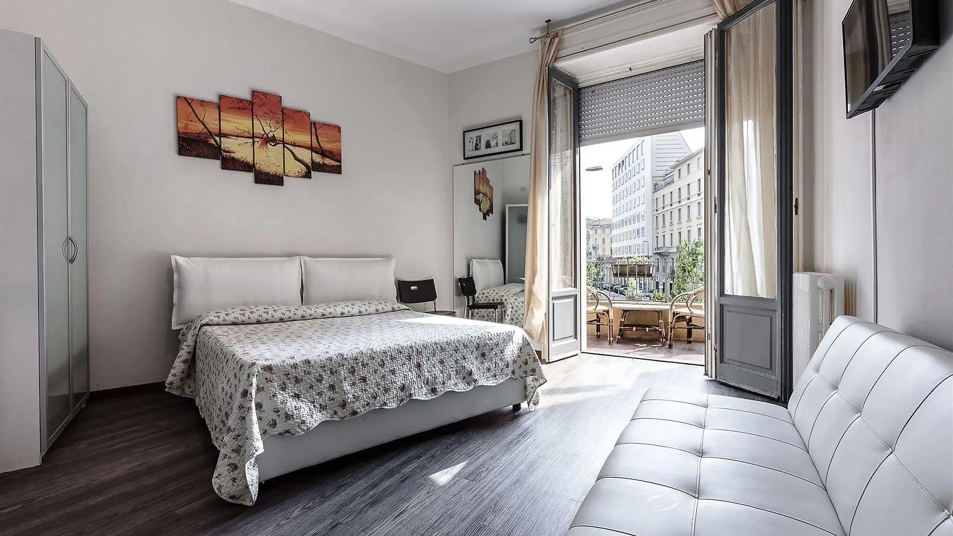 Guest house B&B Baldassarre Milan