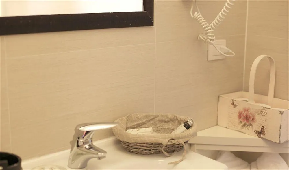 B&B Baldassarre Milan 3*,  Italy
