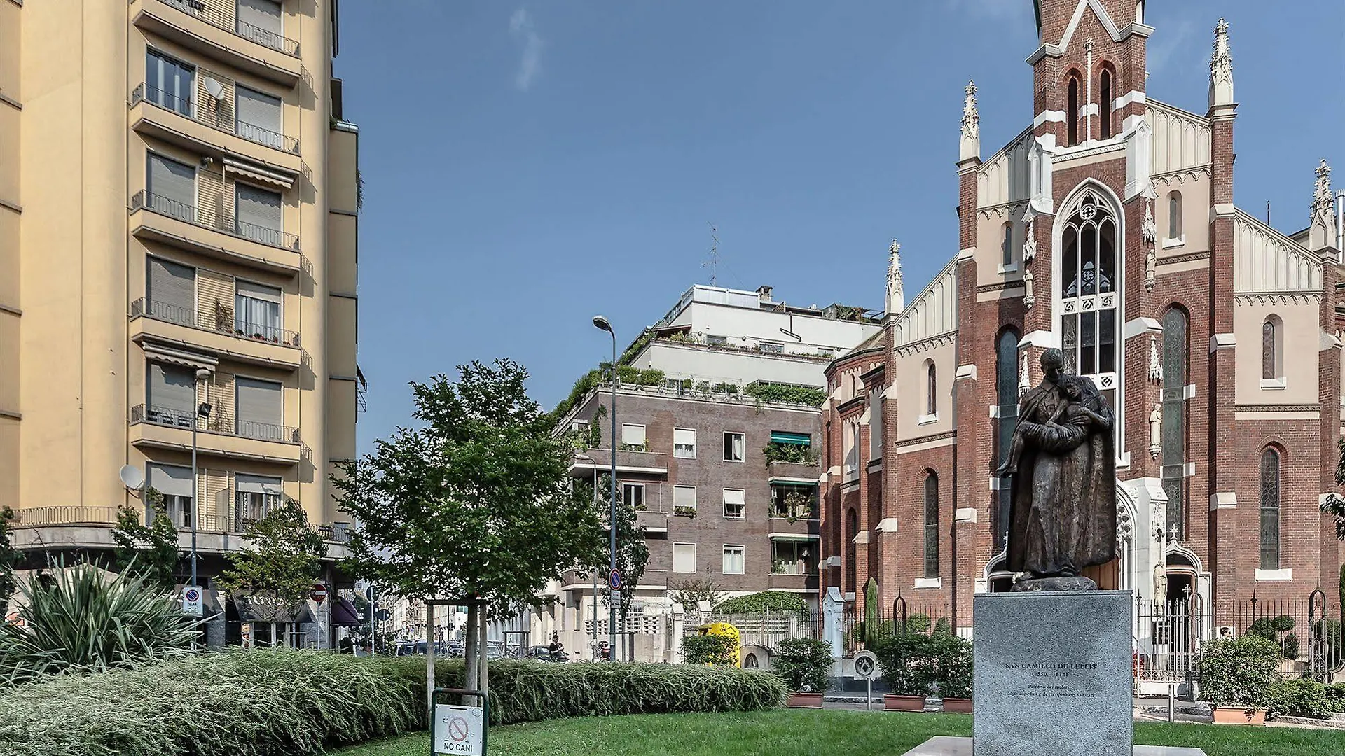 Baldassarre Milán 3*,  Itálie